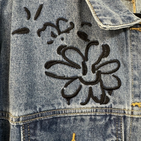 NWT, Smile Embroidery Patches, Denim Jacket, Easel - Picture 7 of 9